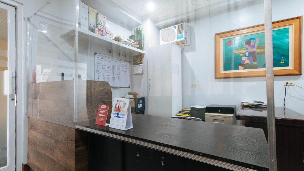 Reddoorz Plus @ Better Living Paranaque Paranaque City Екстер'єр фото