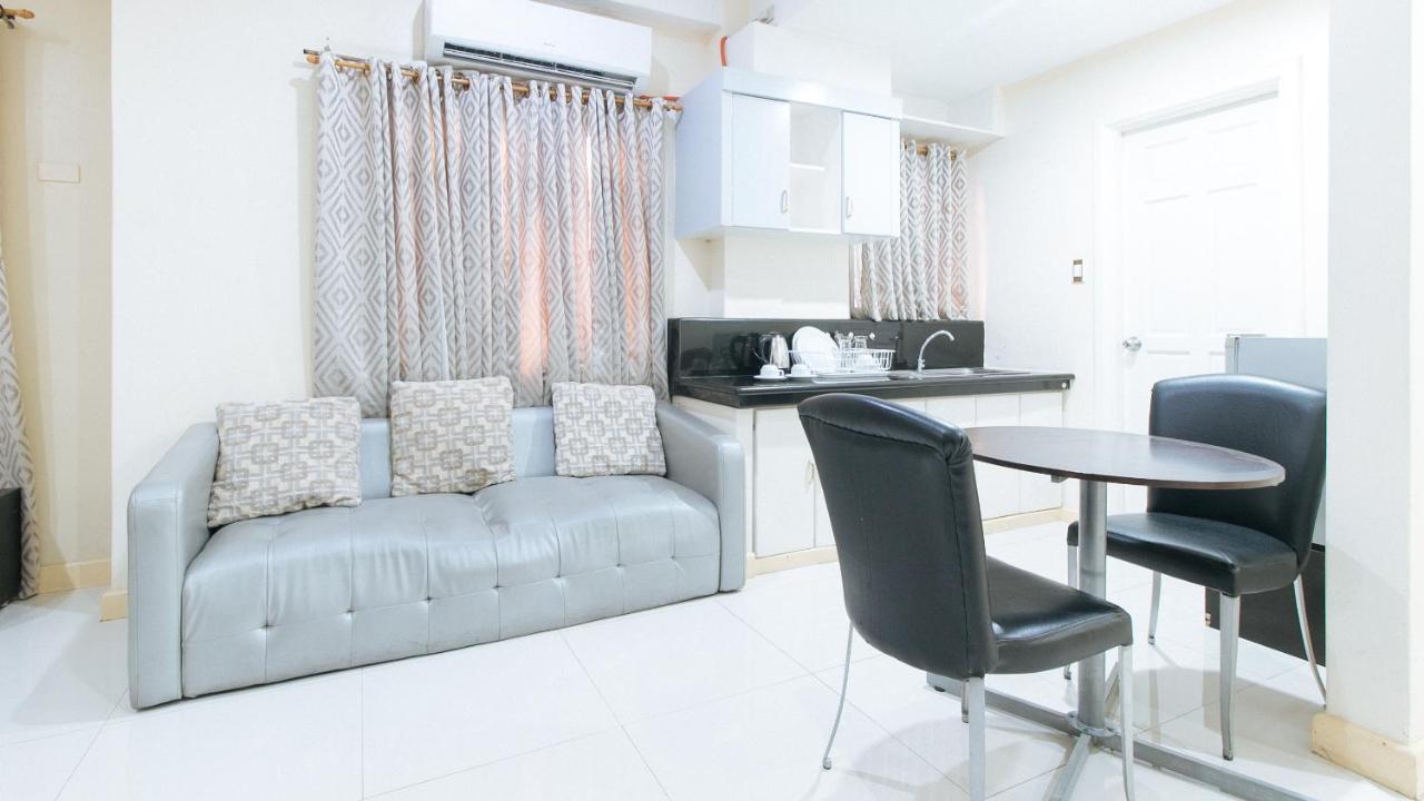 Reddoorz Plus @ Better Living Paranaque Paranaque City Екстер'єр фото