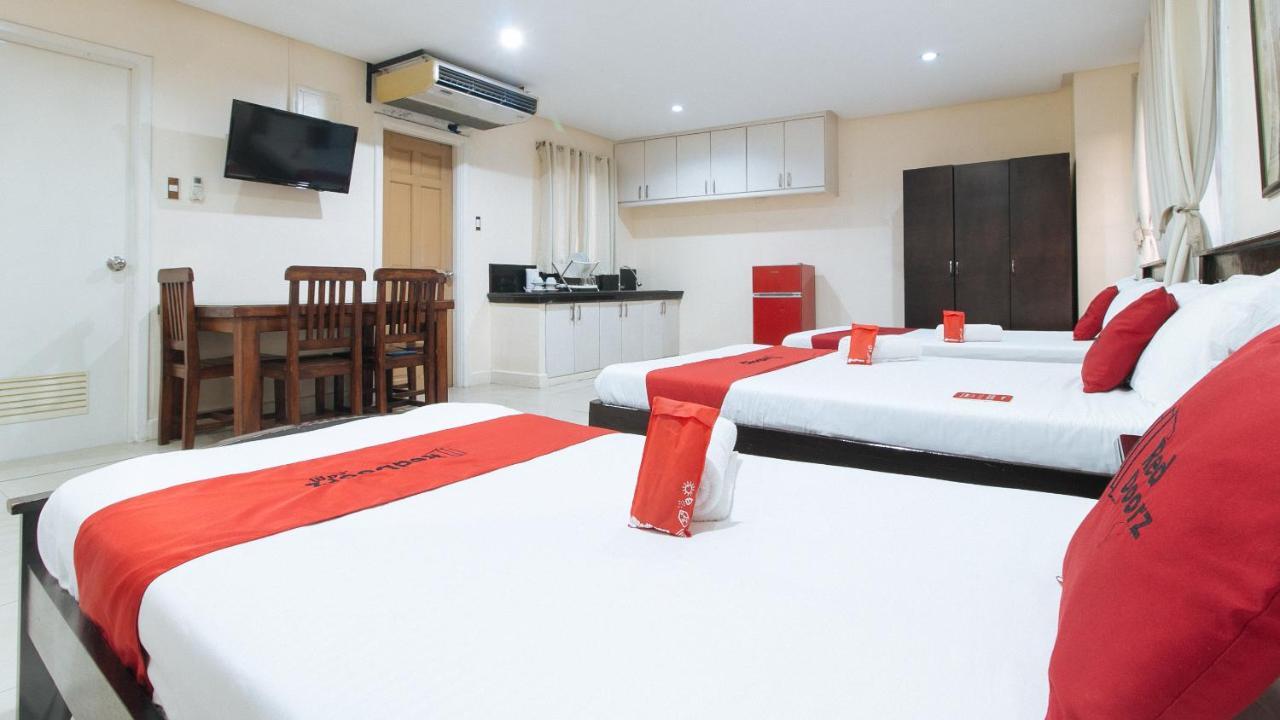 Reddoorz Plus @ Better Living Paranaque Paranaque City Екстер'єр фото