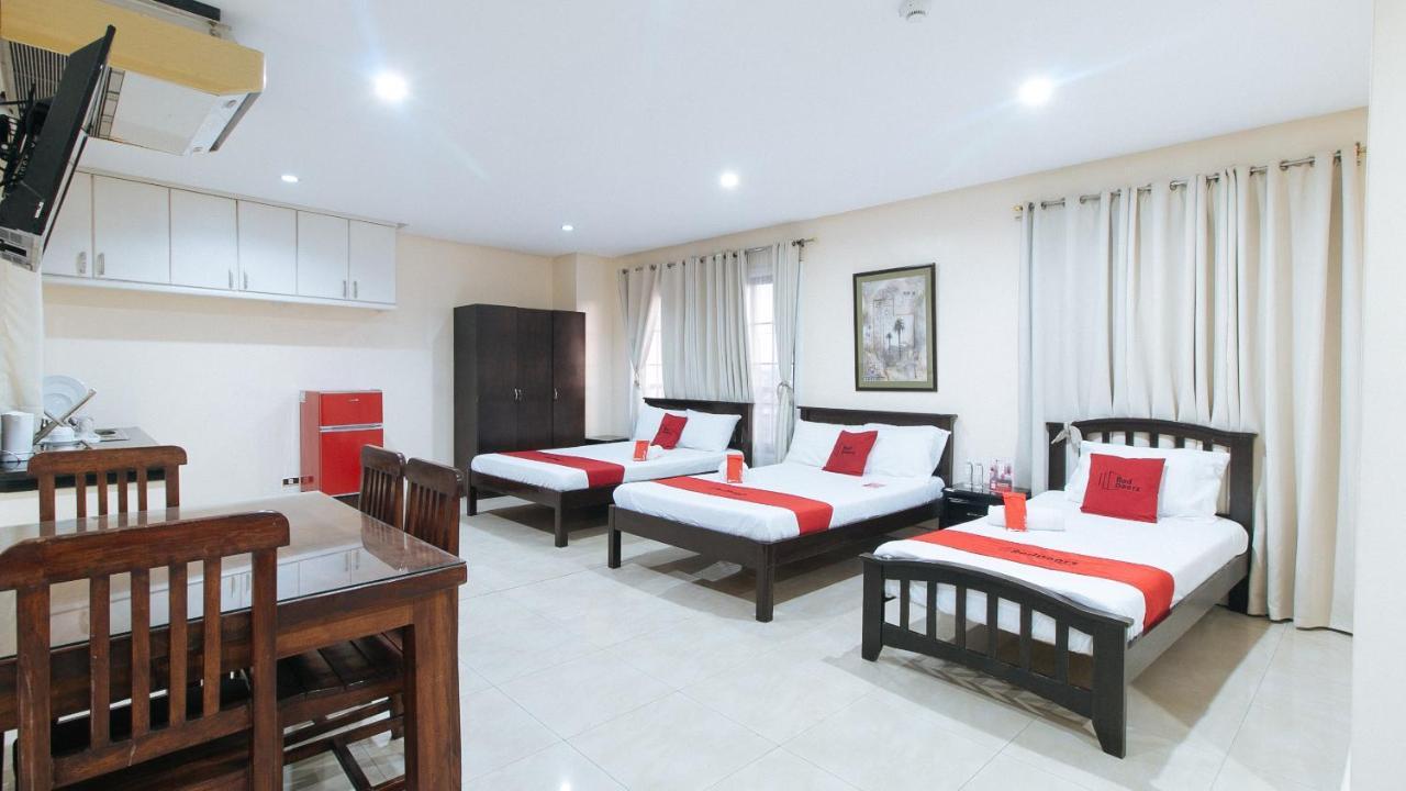 Reddoorz Plus @ Better Living Paranaque Paranaque City Екстер'єр фото
