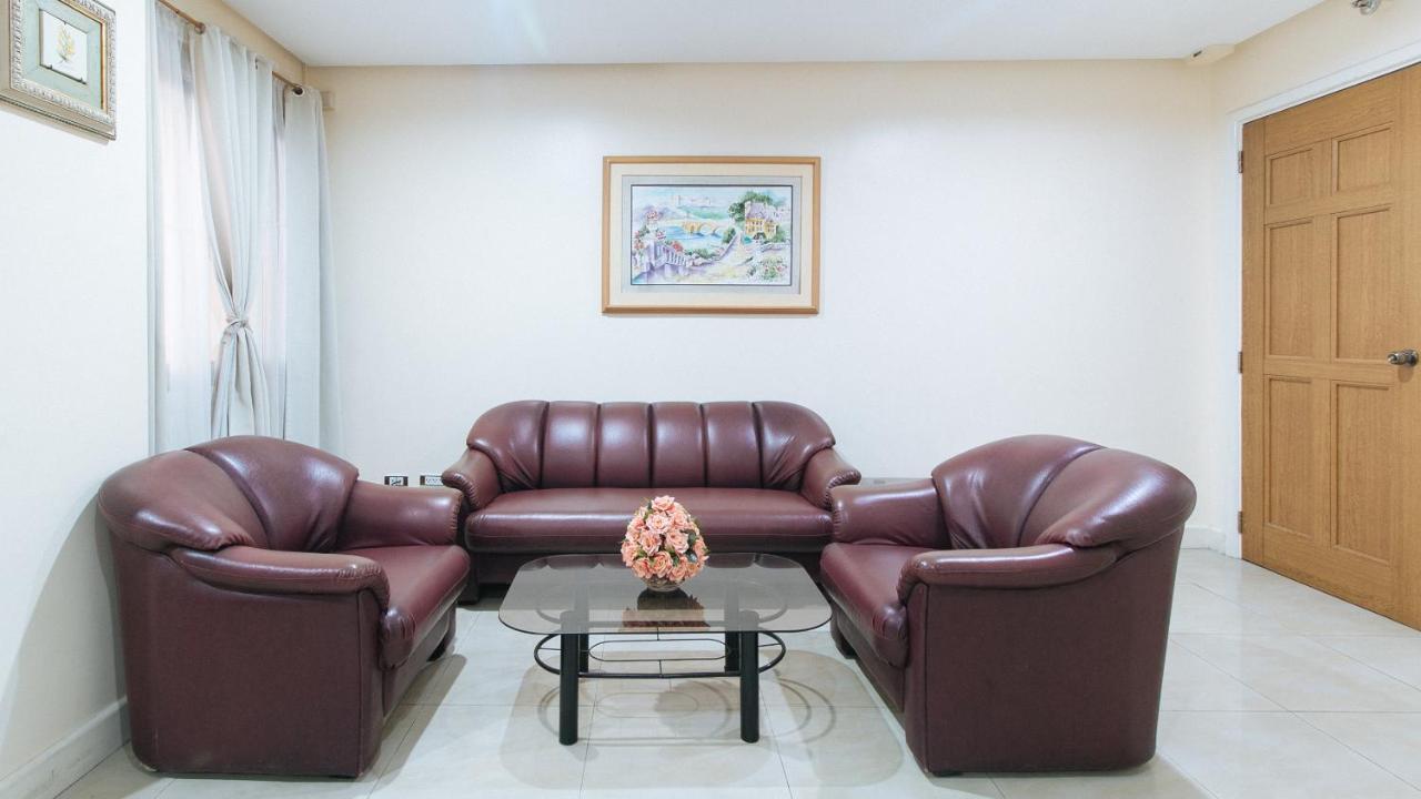 Reddoorz Plus @ Better Living Paranaque Paranaque City Екстер'єр фото