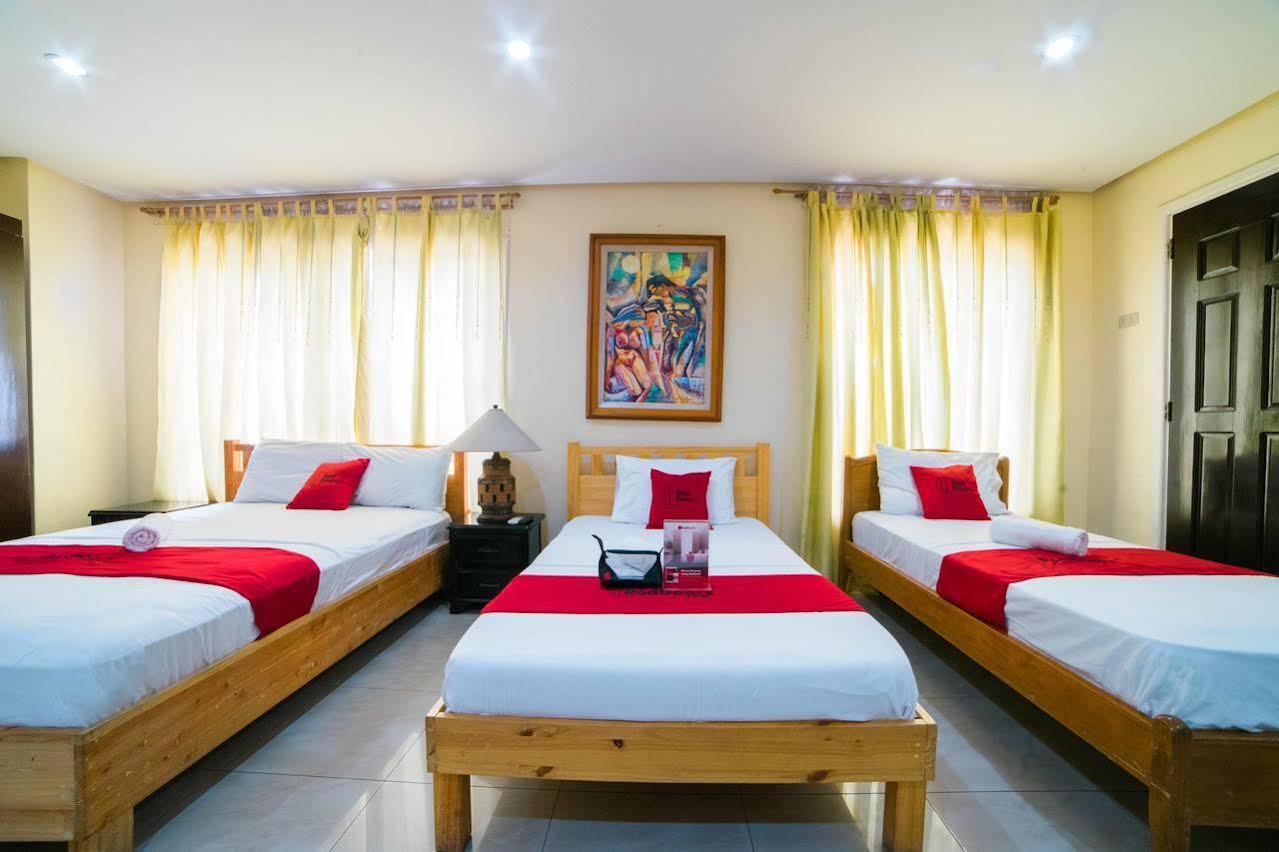 Reddoorz Plus @ Better Living Paranaque Paranaque City Екстер'єр фото