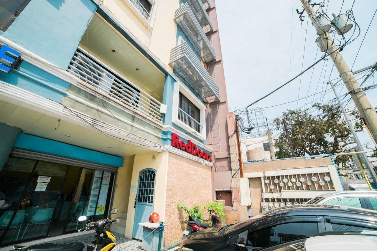 Reddoorz Plus @ Better Living Paranaque Paranaque City Екстер'єр фото
